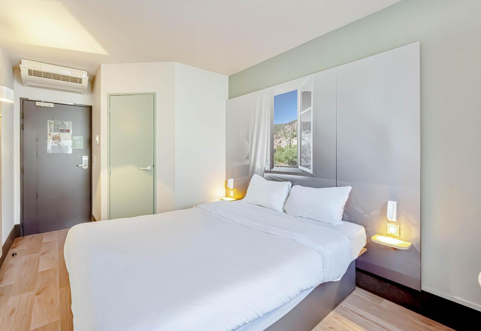 Hotel B&B Hotel Brignoles 2*
